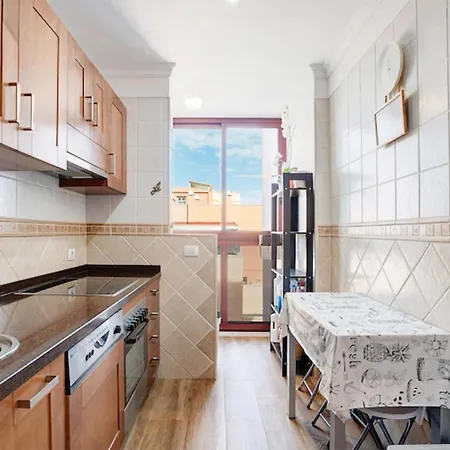 3 Bedroom Beautiful In La Laguna Apartment